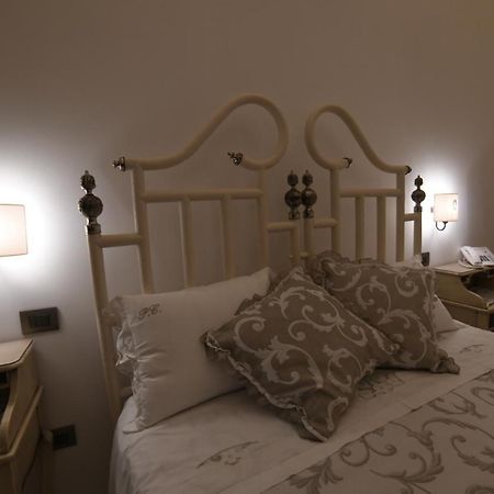 Plazacarrisi Hotel & Spa Cellino San Marco Eksteriør billede